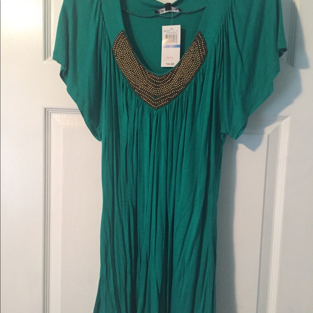 New with tags green top with gold beading